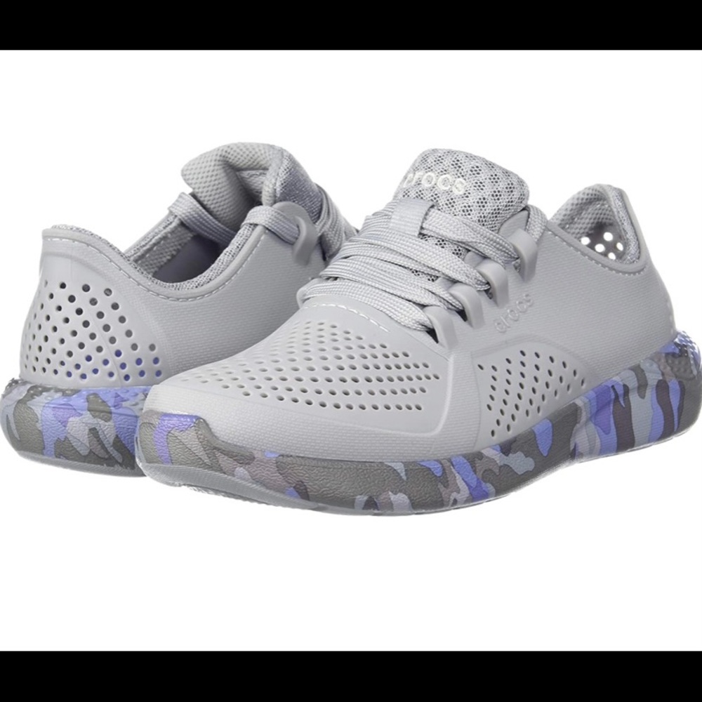 COPY - Women blue crock camo sneakers